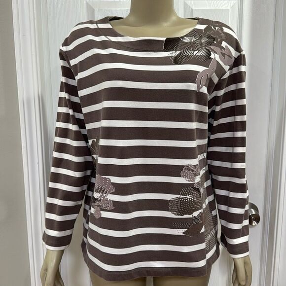 RABE ROUND  NECK STRIPED SWEATSHIRT KHAKI AND WHITE - Picture 1 of 8
